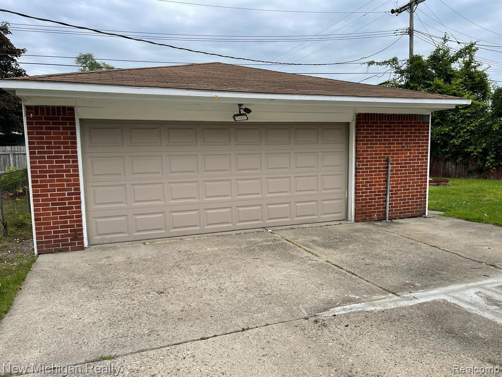 540 WOODLAWN Avenue, Ypsilanti, MI 48198 — Photo 15