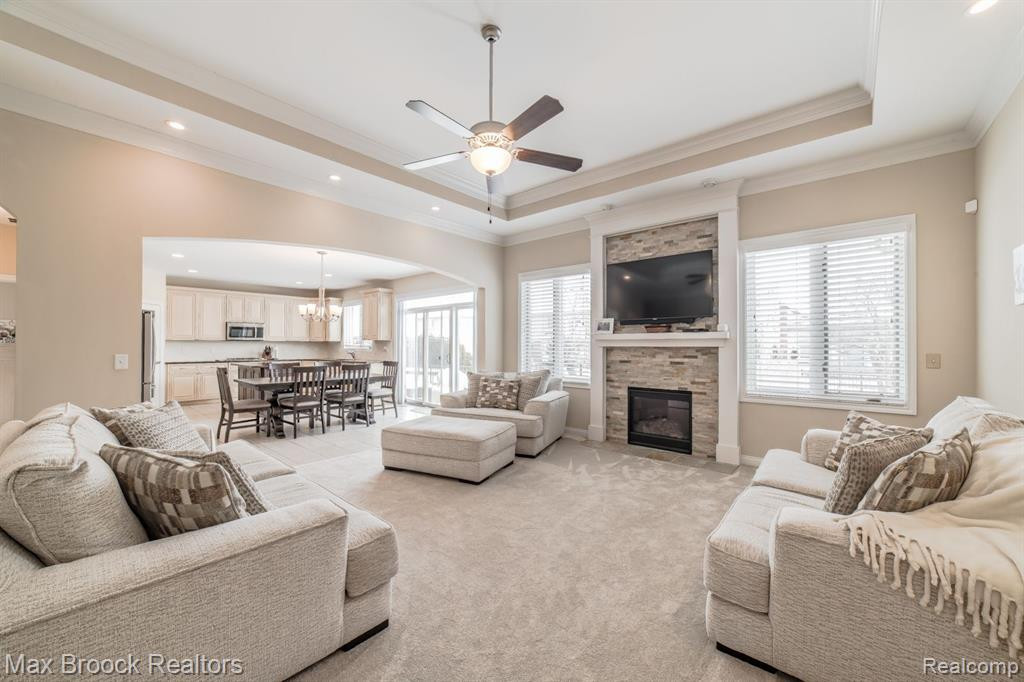 55222 HIDDEN RIVER Drive, Macomb, MI 48042 — Photo 5
