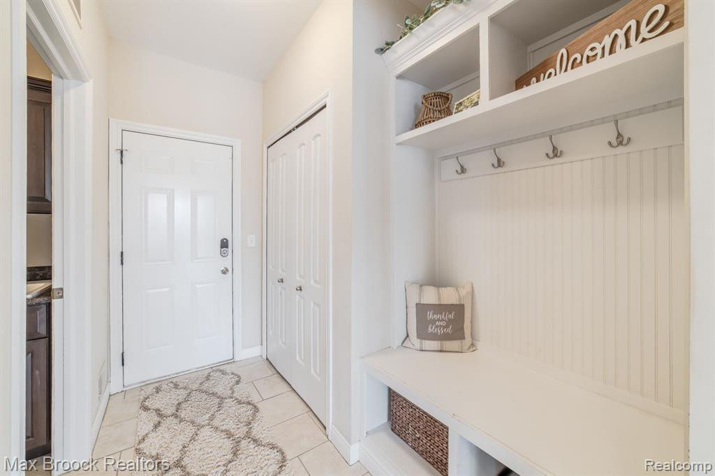 55222 HIDDEN RIVER Drive, Macomb, MI 48042 — Photo 16