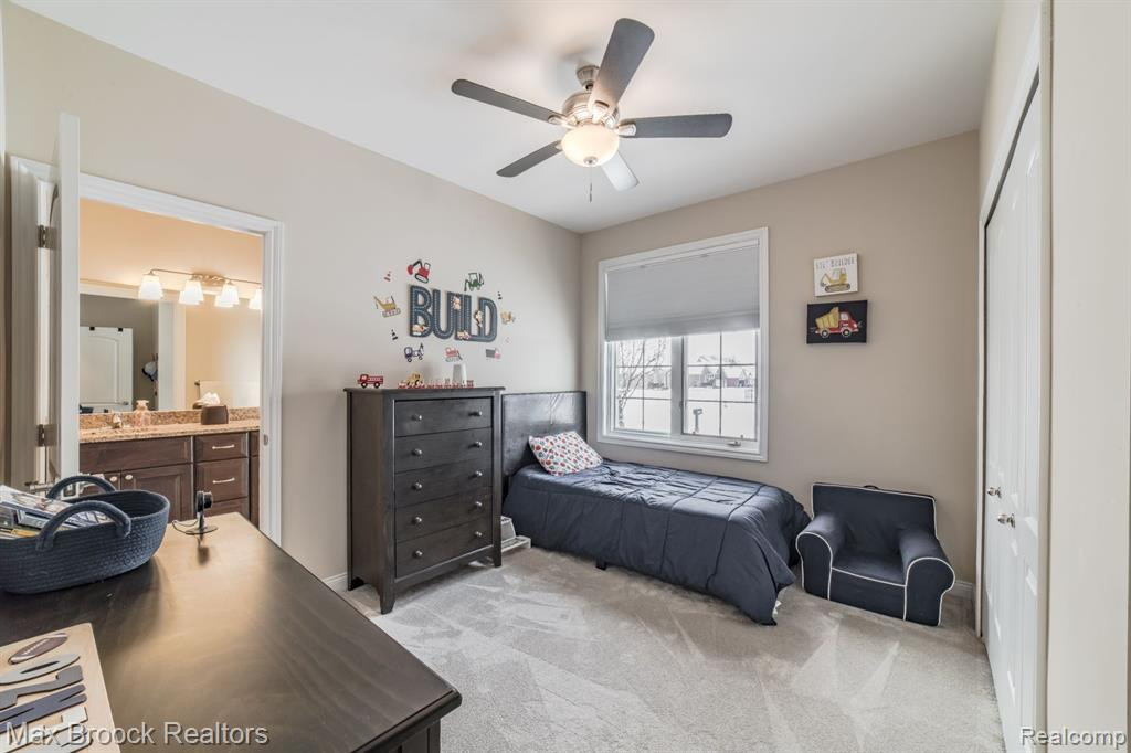 55222 HIDDEN RIVER Drive, Macomb, MI 48042 — Photo 25