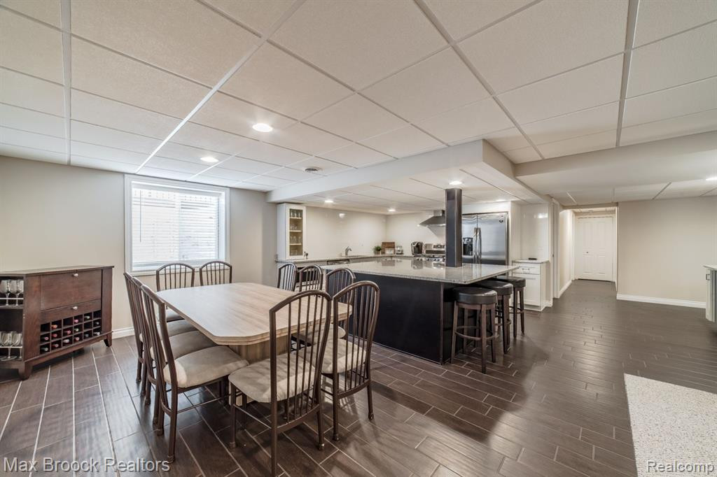55222 HIDDEN RIVER Drive, Macomb, MI 48042 — Photo 31