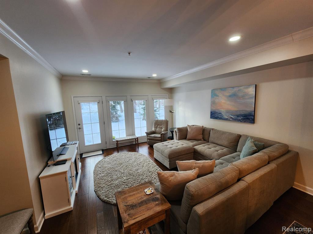 5600 ARBOR CHASE Drive, Ann Arbor, MI 48103 — Photo 5