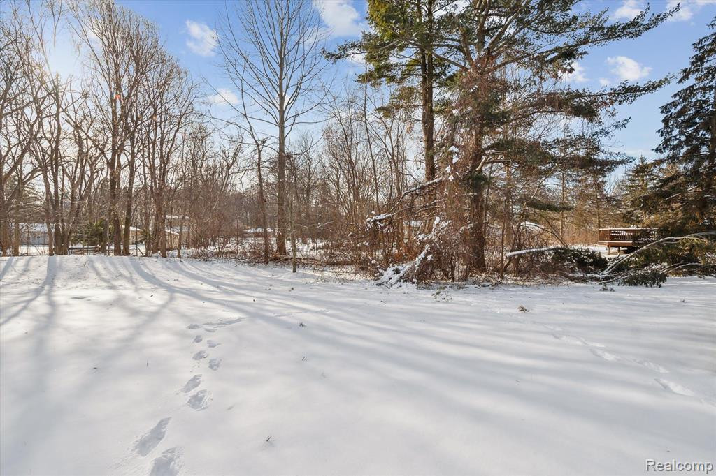 35083 KNOLLWOOD Lane, Farmington Hills, MI 48335 — Photo 26