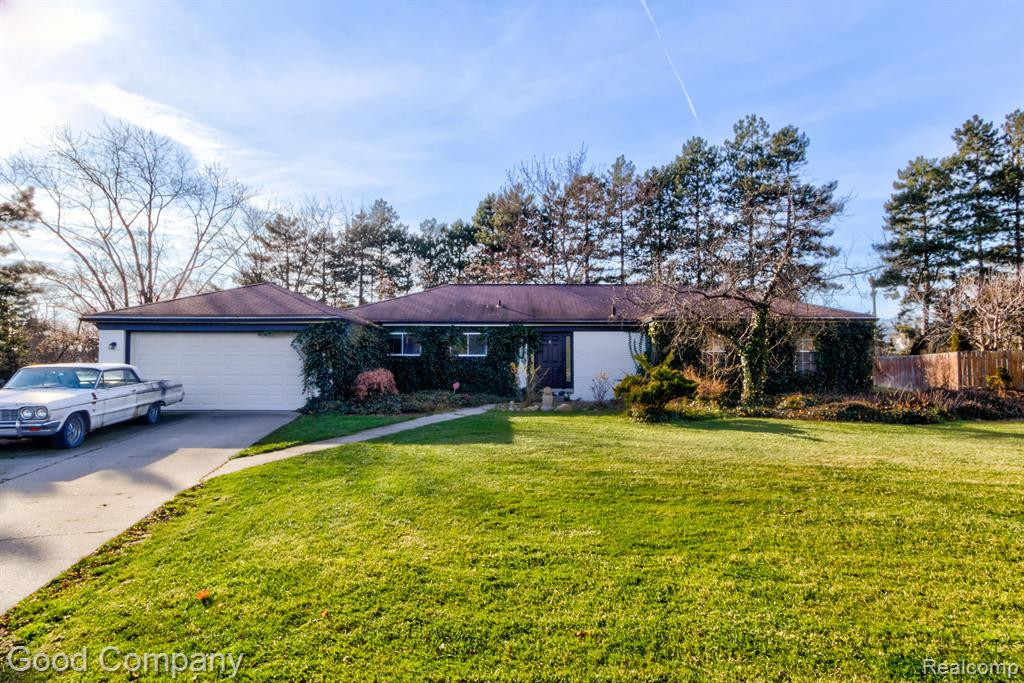 5245 BERWYCK Drive, Troy, MI 48085 — front exterior