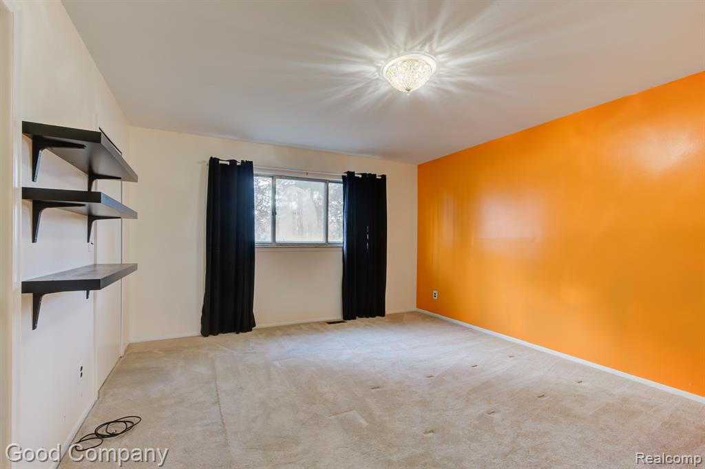 5245 BERWYCK Drive, Troy, MI 48085 — Photo 26