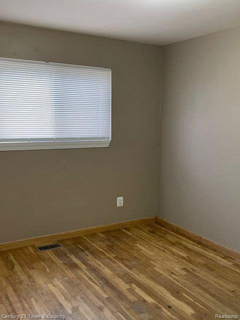 8220 LOZIER Avenue, Warren, MI 48089 — Photo 3