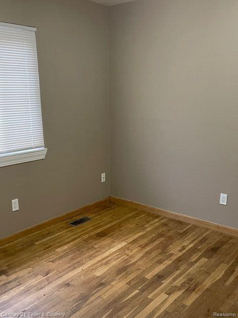 8220 LOZIER Avenue, Warren, MI 48089 — Photo 4