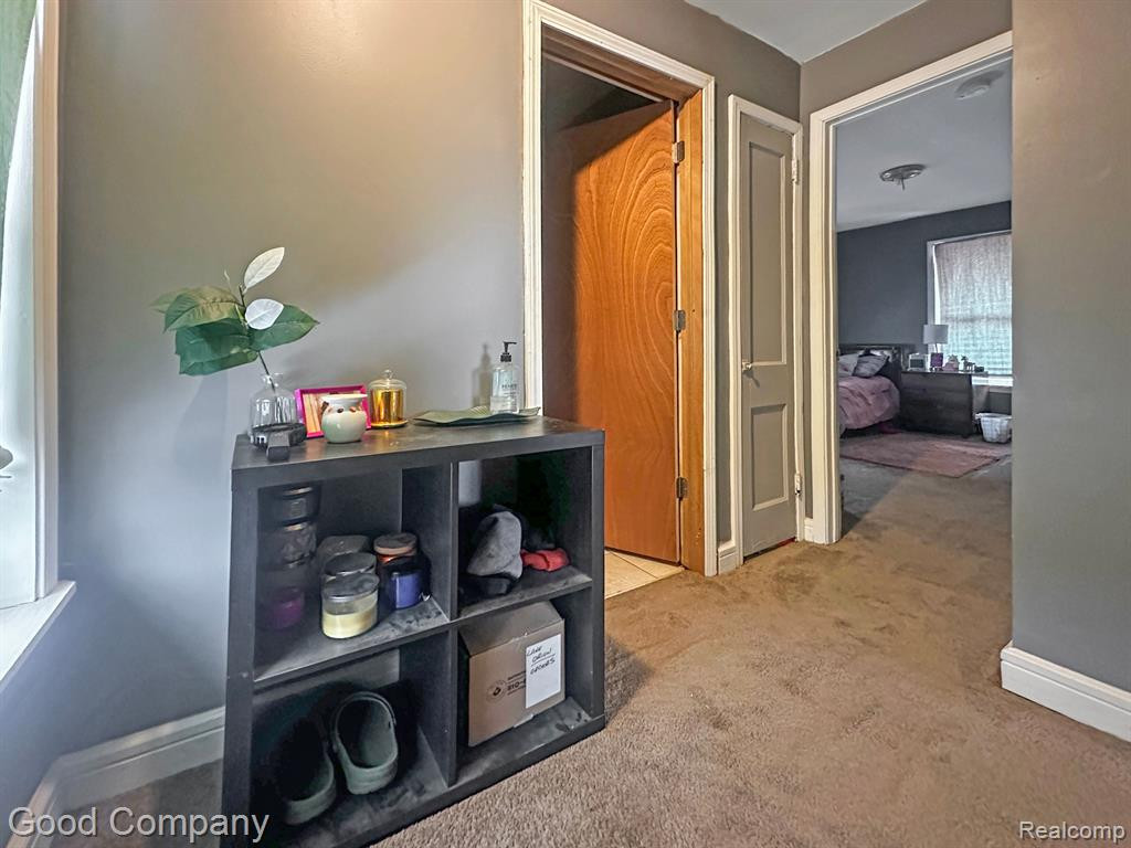 642 N PERRY Street, Pontiac, MI 48342 — Photo 9