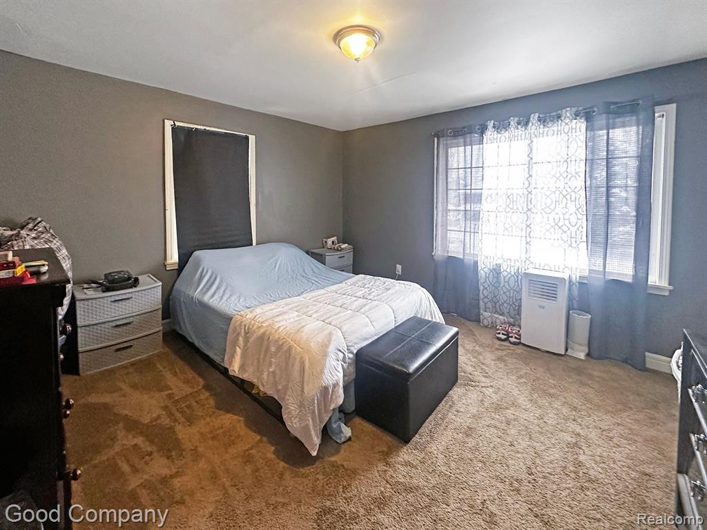 642 N PERRY Street, Pontiac, MI 48342 — Photo 10