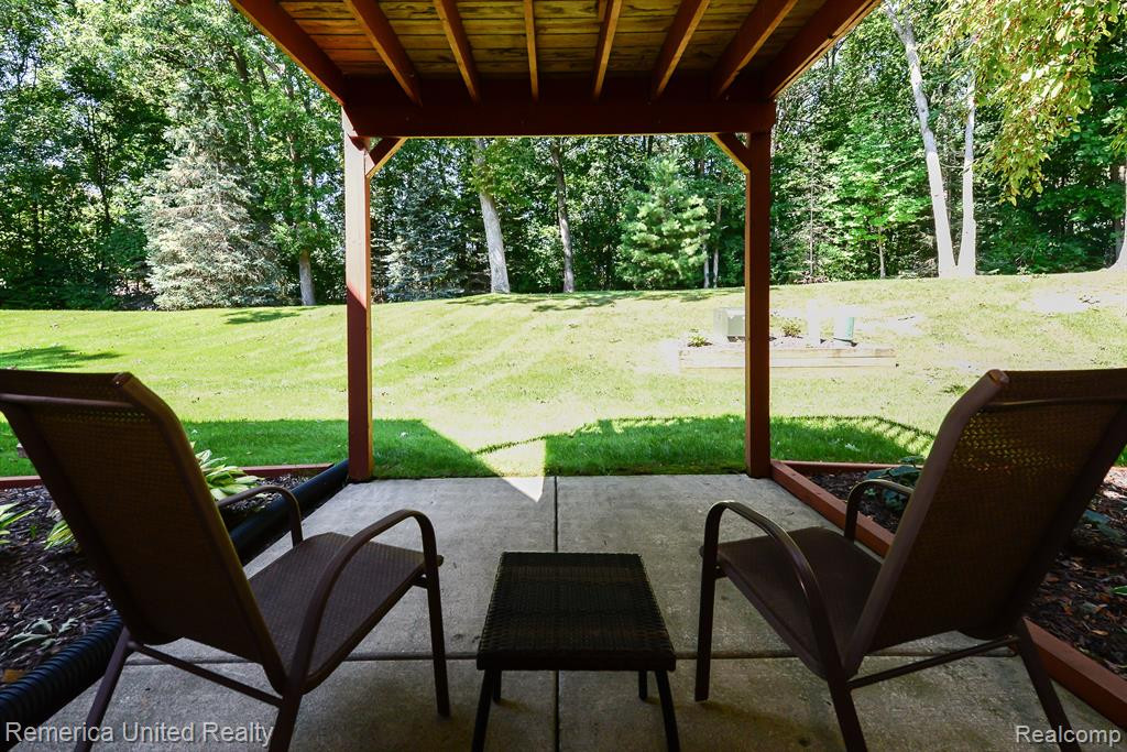 972 ROSEWOOD Court, 72, Brighton, MI 48116 — Photo 6