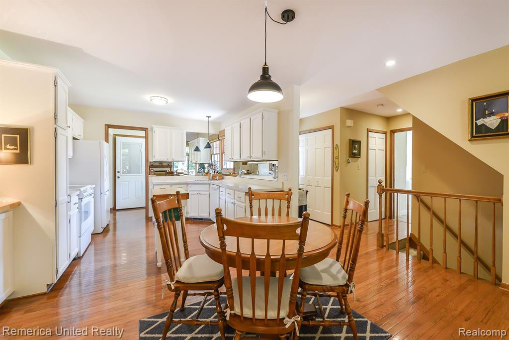 972 ROSEWOOD Court, 72, Brighton, MI 48116 — Photo 23
