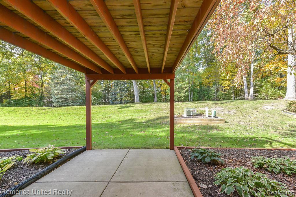 972 ROSEWOOD Court, 72, Brighton, MI 48116 — Photo 57