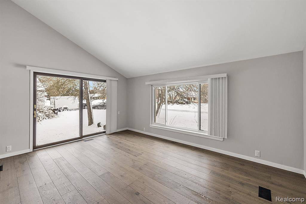 5135 BANTRY Drive, West Bloomfield, MI — Photo 11