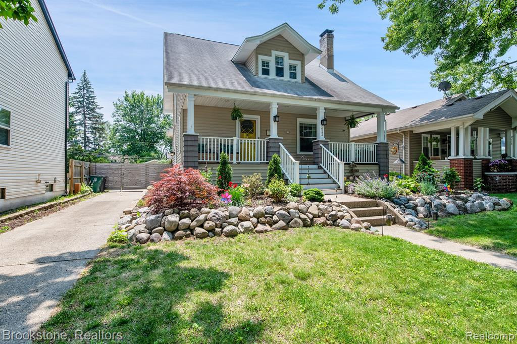 622 BALDWIN Avenue, Royal Oak, MI 48067 — Photo 2
