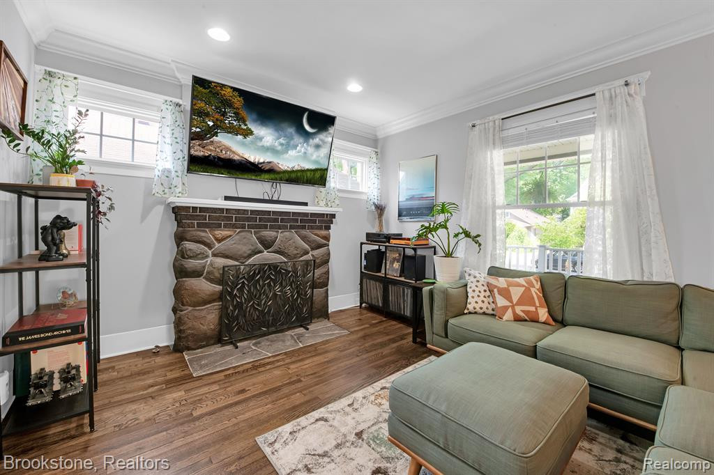622 BALDWIN Avenue, Royal Oak, MI 48067 — Photo 8