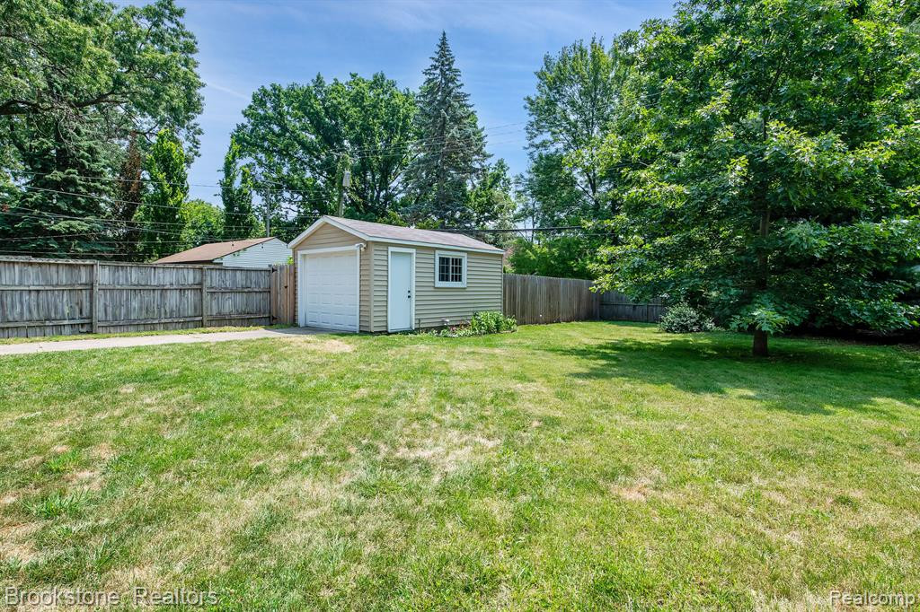 622 BALDWIN Avenue, Royal Oak, MI 48067 — Photo 25