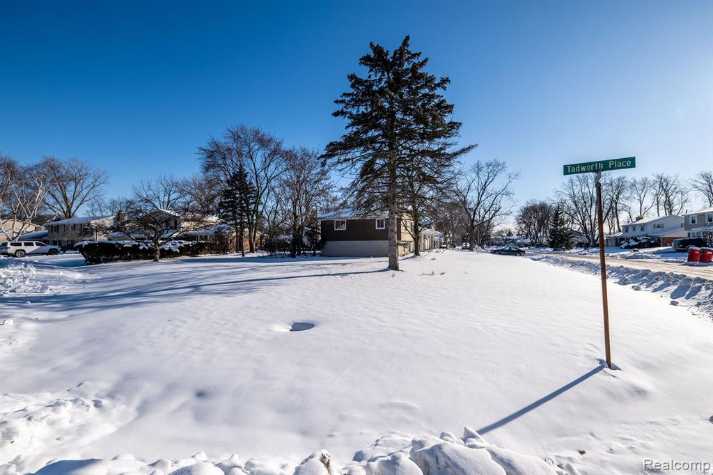 7355 HEATHER HEATH, West Bloomfield, MI — Photo 49
