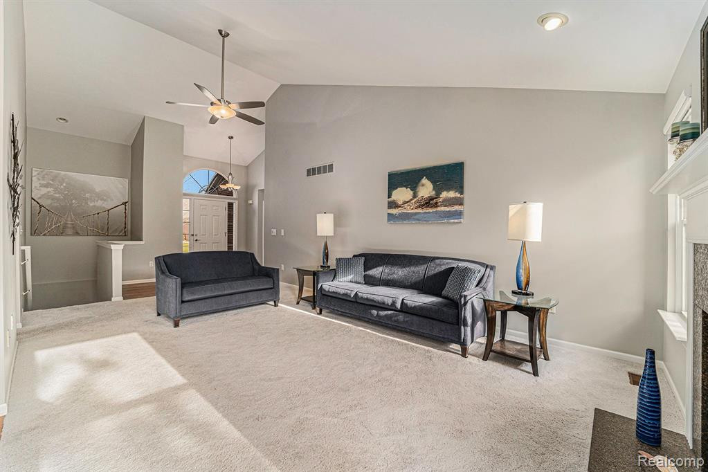 2132 RED MAPLE Lane, Commerce Twp, MI 48390 — Photo 4