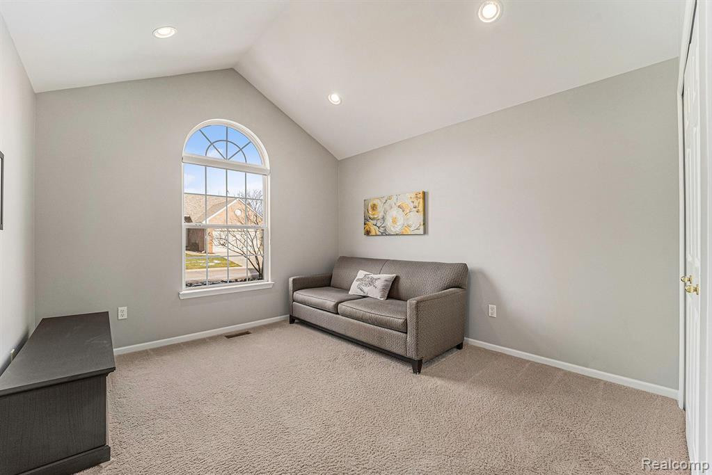 2132 RED MAPLE Lane, Commerce Twp, MI 48390 — Photo 12