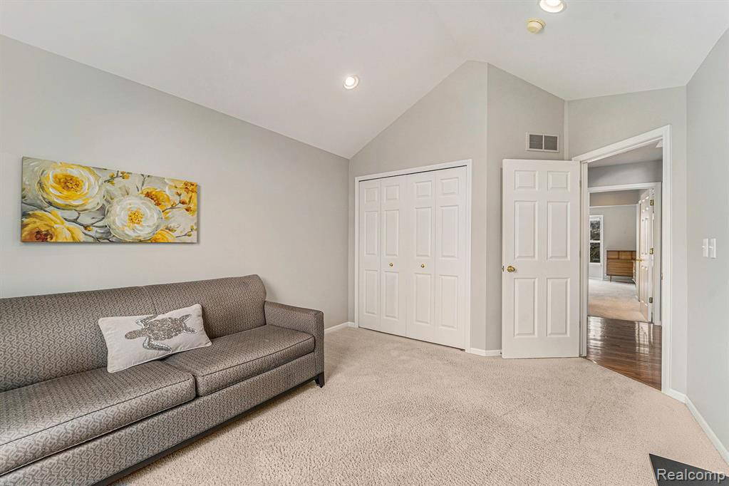 2132 RED MAPLE Lane, Commerce Twp, MI 48390 — Photo 13