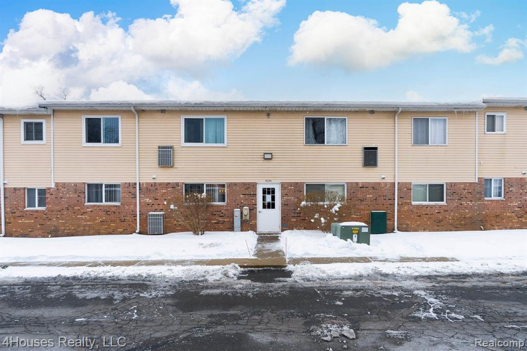 5251 HIGHLAND Road, 114, Waterford, MI 48327 — Photo 4
