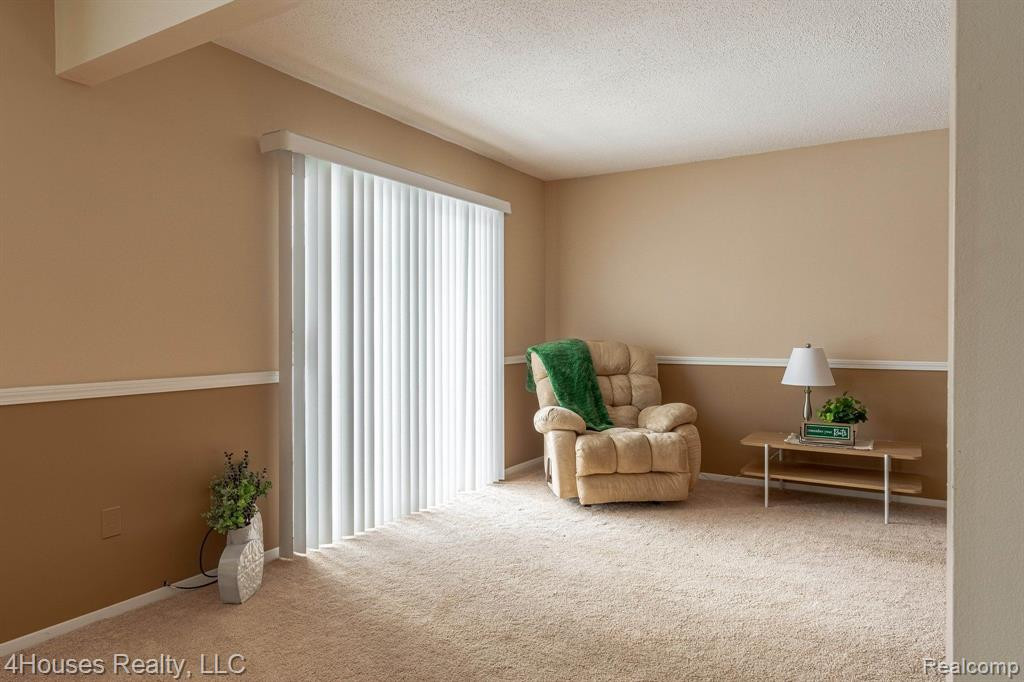 5251 HIGHLAND Road, 114, Waterford, MI 48327 — Photo 14