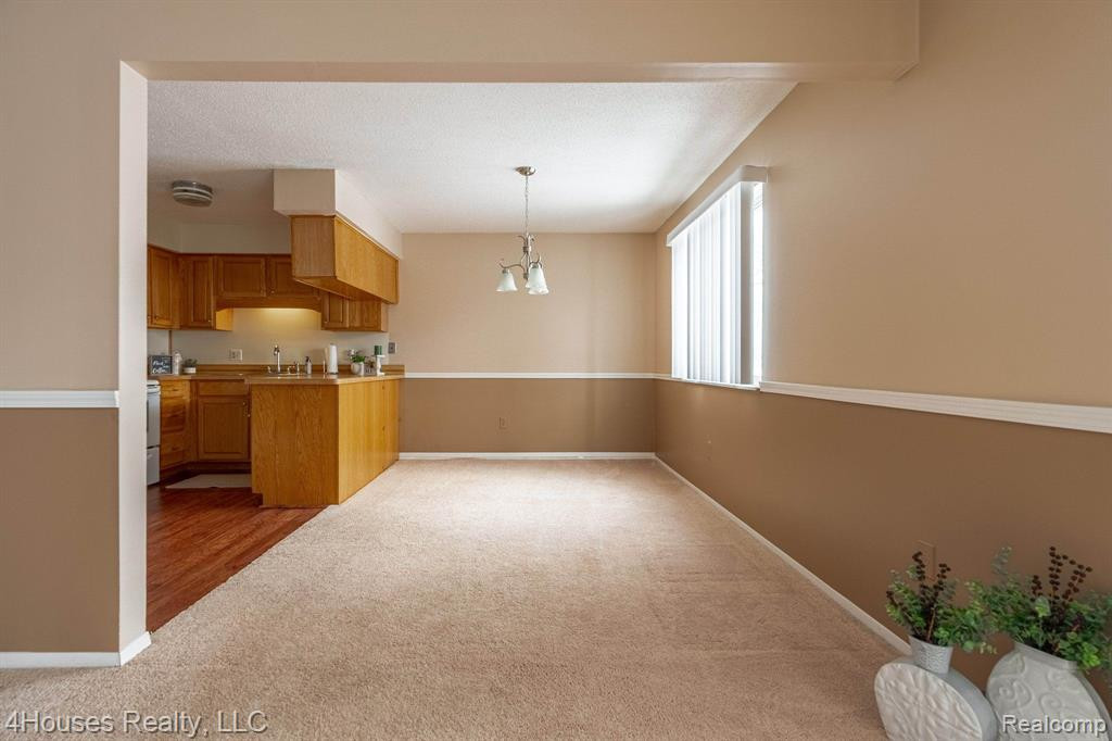 5251 HIGHLAND Road, 114, Waterford, MI 48327 — Photo 16