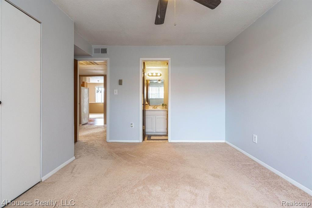 5251 HIGHLAND Road, 114, Waterford, MI 48327 — Photo 29