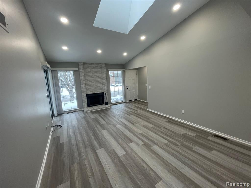 6600 BELLOWS, West Bloomfield, MI — Photo 5