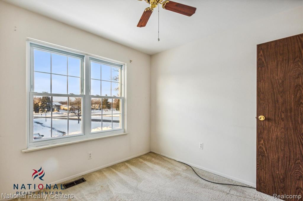 39867 Village Wood Lane, Novi, MI — Photo 25