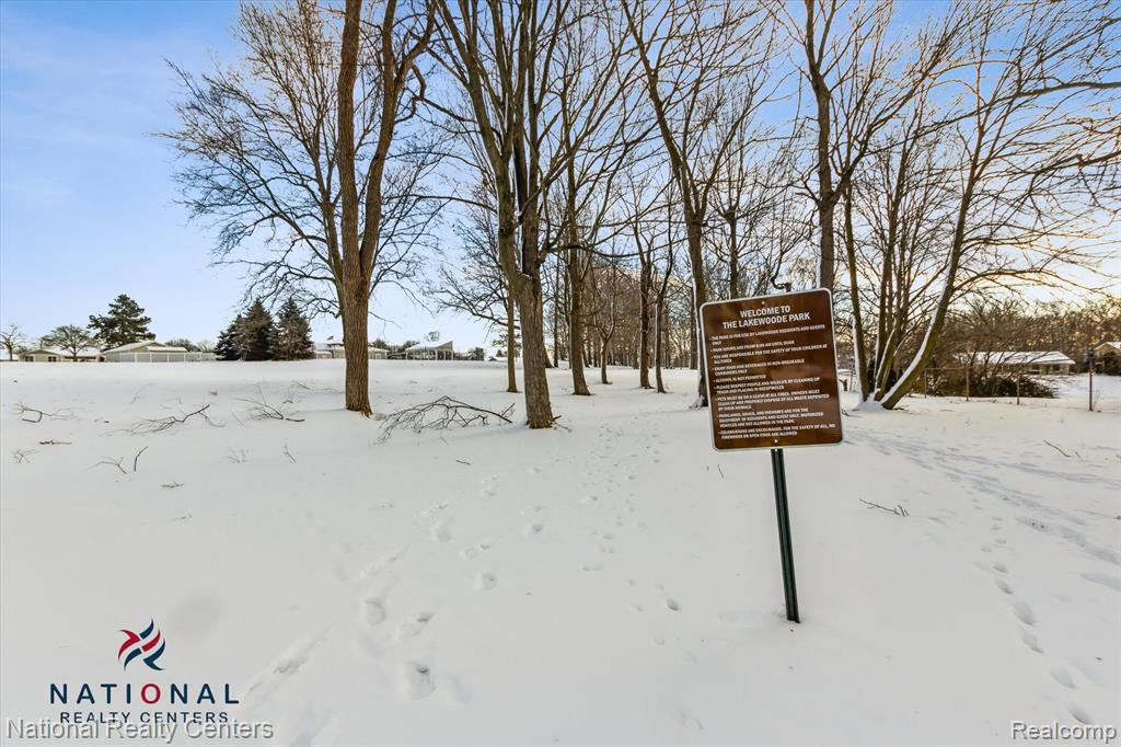 39867 Village Wood Lane, Novi, MI — Photo 40