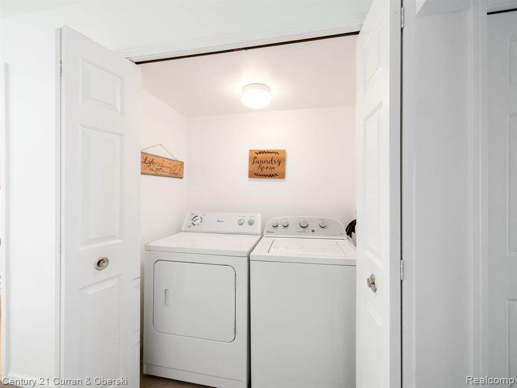 16255 TERRACE VILLAGE Drive, Taylor, MI 48180 — Photo 18