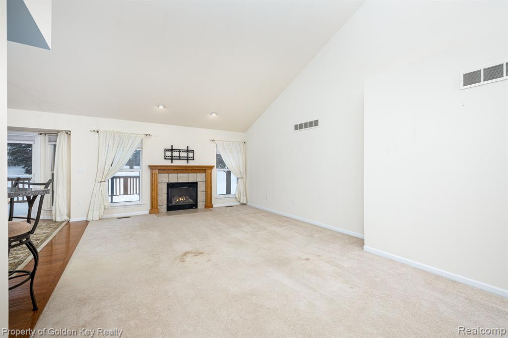 1104 ANDOVER Circle, Walled Lake, MI 48390 — Photo 12