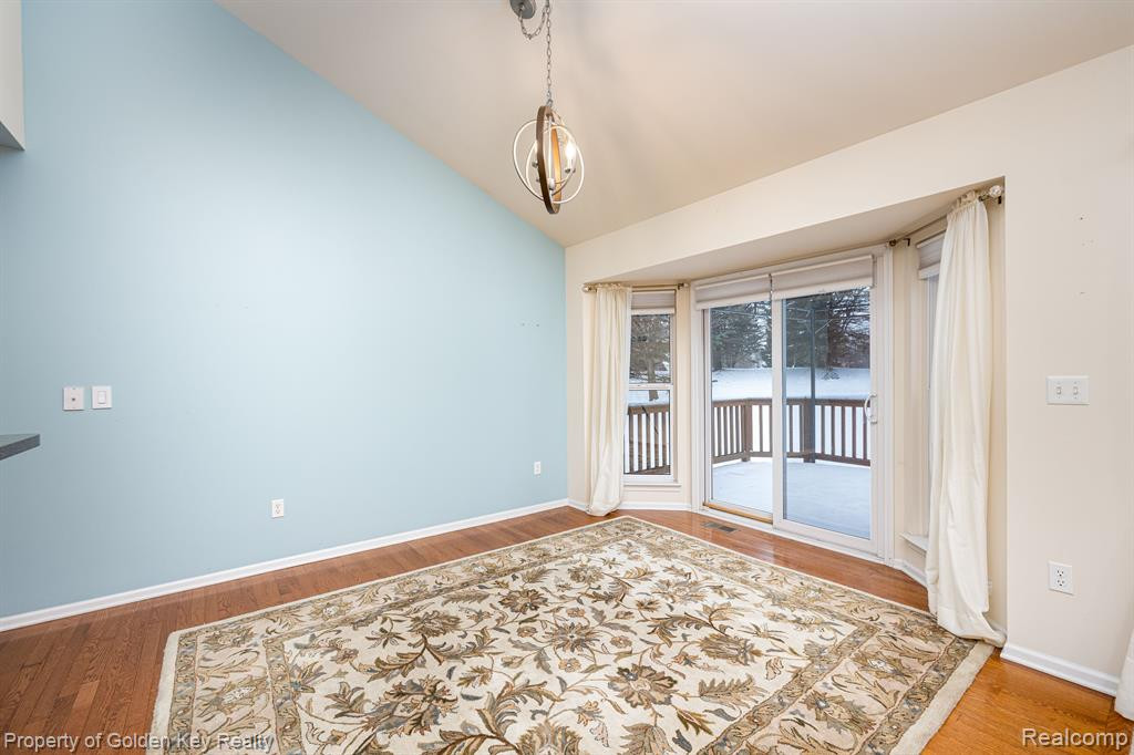 1104 ANDOVER Circle, Walled Lake, MI 48390 — Photo 14
