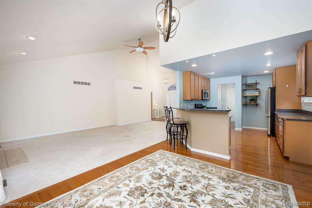 1104 ANDOVER Circle, Walled Lake, MI 48390 — Photo 15