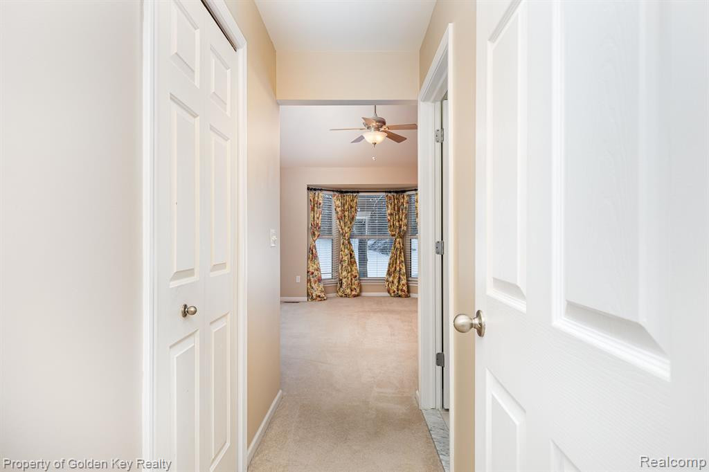 1104 ANDOVER Circle, Walled Lake, MI 48390 — Photo 23