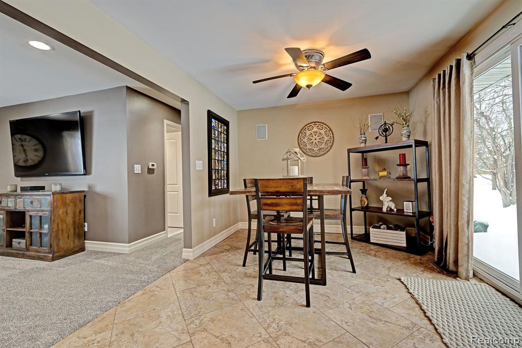 555 E RIDGE Drive, Ortonville, MI 48462 — Photo 21