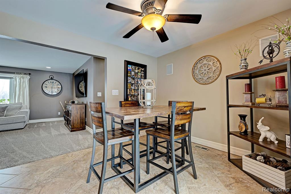 555 E RIDGE Drive, Ortonville, MI 48462 — Photo 22