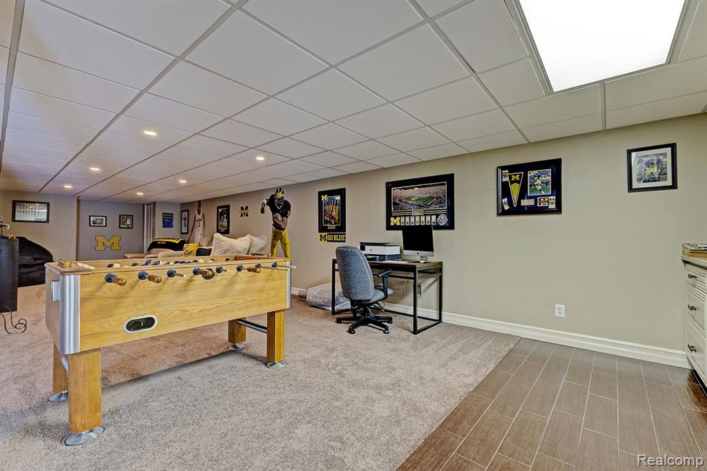 555 E RIDGE Drive, Ortonville, MI 48462 — Photo 39