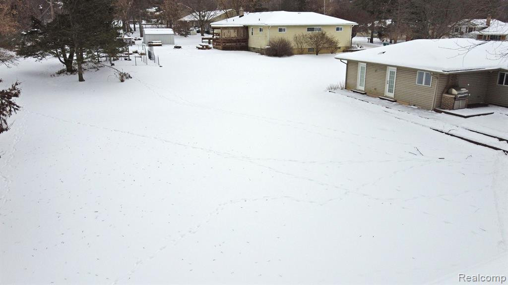 555 E RIDGE Drive, Ortonville, MI 48462 — Photo 64