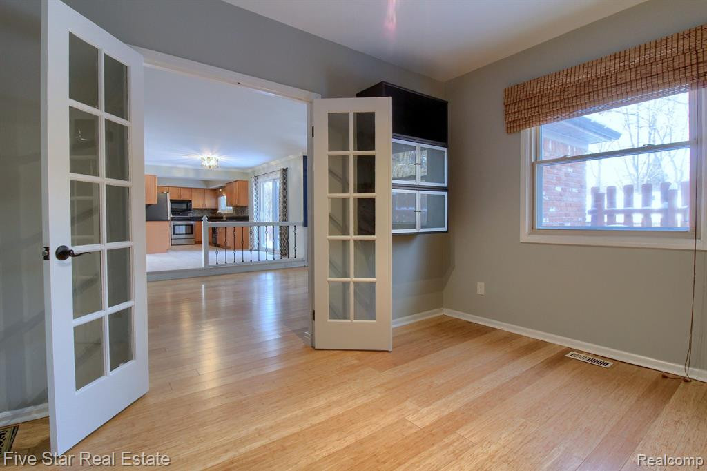 42422 STEEPLEVIEW Street, Northville, MI 48168 — Photo 16