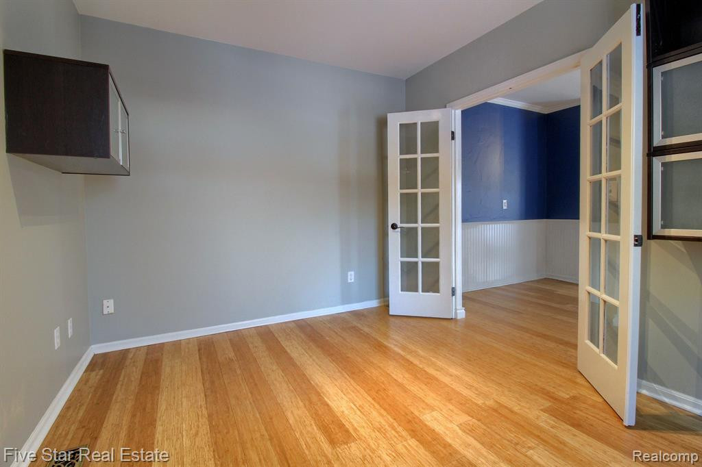 42422 STEEPLEVIEW Street, Northville, MI 48168 — Photo 17