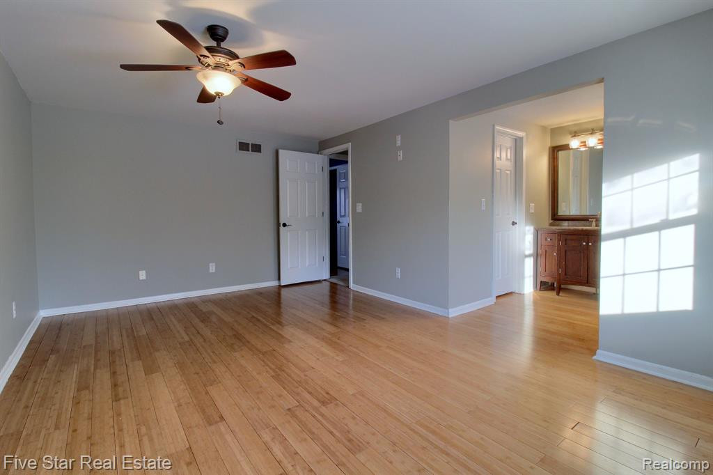 42422 STEEPLEVIEW Street, Northville, MI 48168 — Photo 21