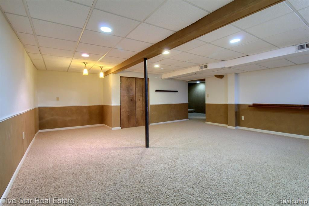 42422 STEEPLEVIEW Street, Northville, MI 48168 — Photo 30