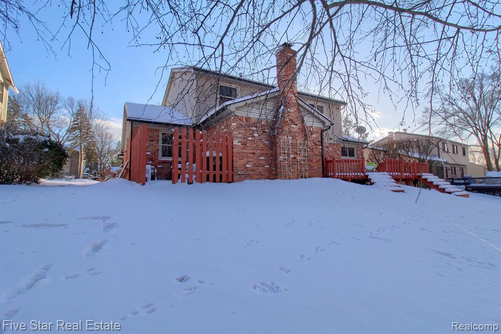 42422 STEEPLEVIEW Street, Northville, MI 48168 — Photo 33