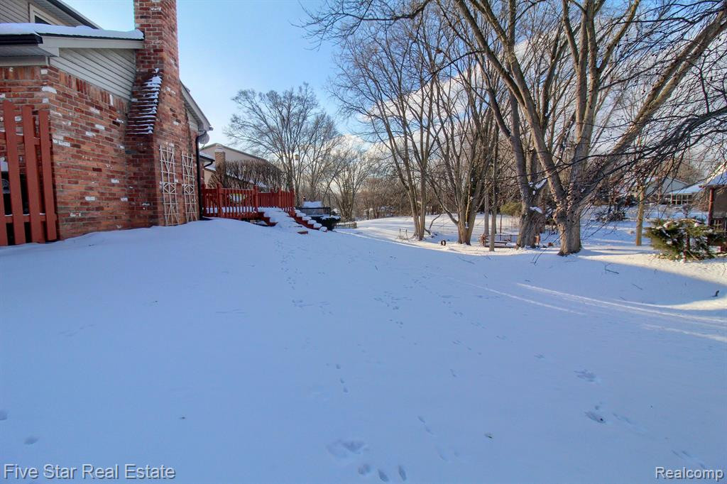 42422 STEEPLEVIEW Street, Northville, MI 48168 — Photo 36