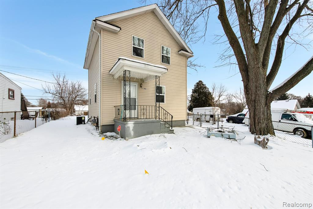 902 MELROSE Street, Pontiac, MI 48340 — Photo 4
