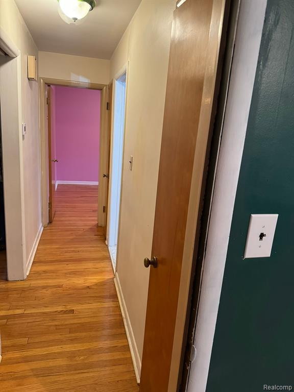 5930 Canyon Street, Grosse Pointe, MI 48236 — Photo 11