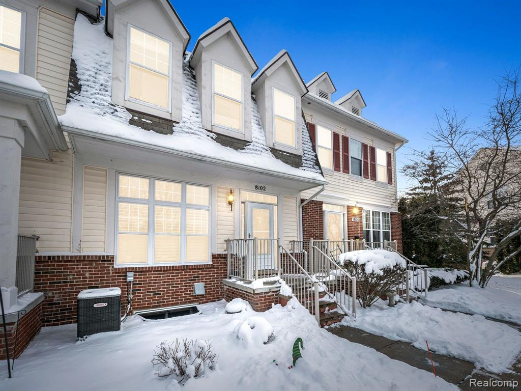 8102 HERON HILLS Drive, Walled Lake, MI 48390 — front exterior