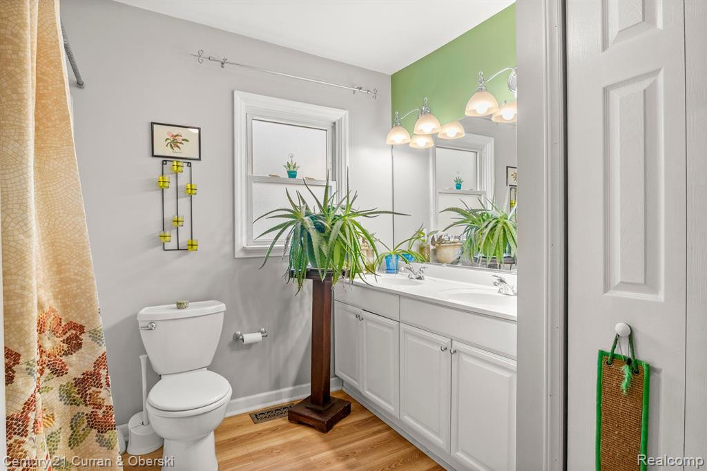 708 VIRGINIA, Ypsilanti, MI 48198 — Photo 13